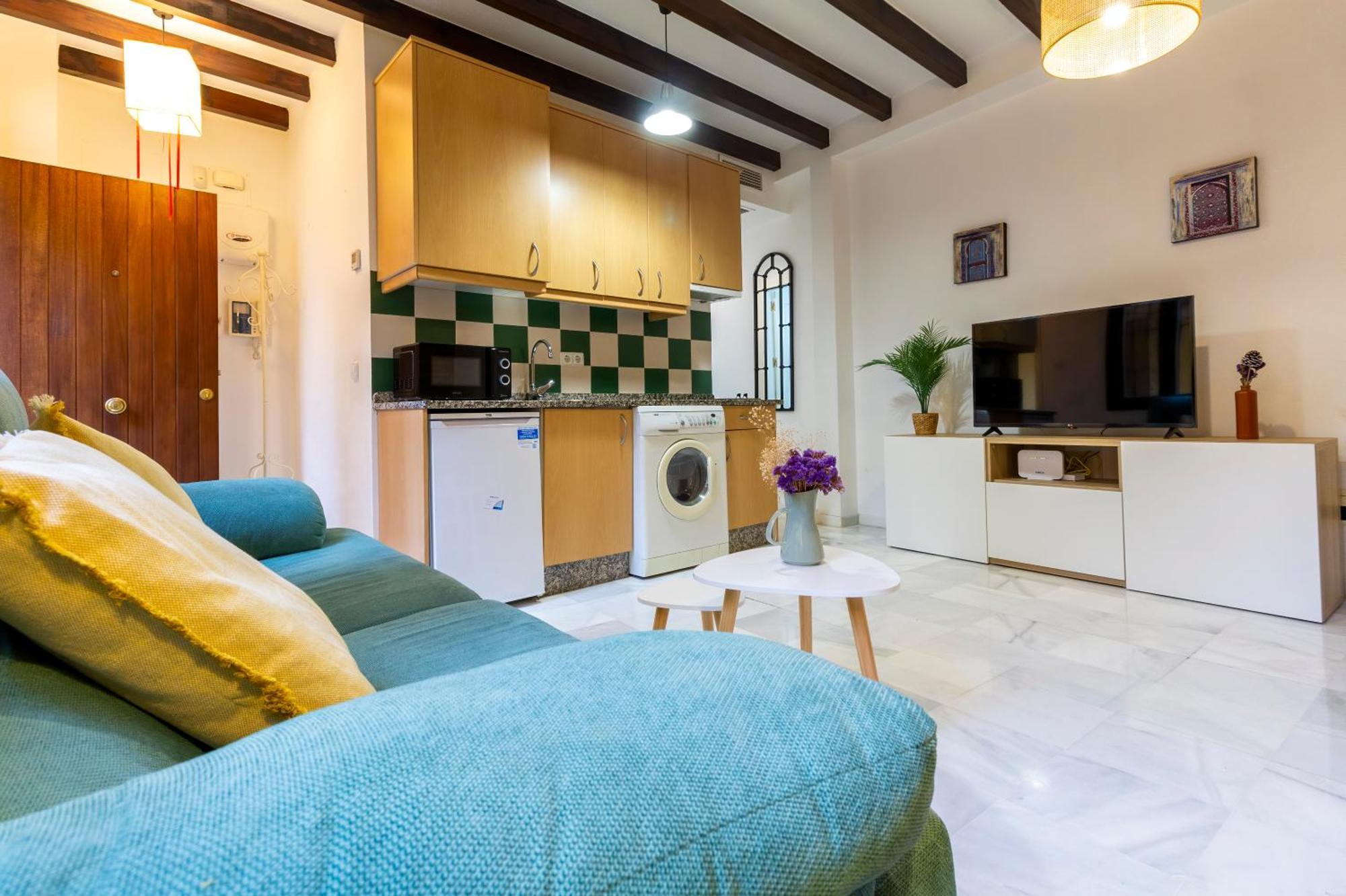 Alohamundi Pureza III Apartment Seville Exterior photo